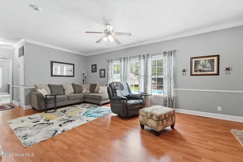 295 Mayberry Lane Richlands NC 28574