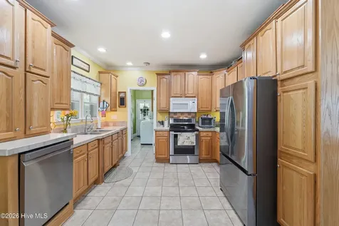 295 Mayberry Lane Richlands NC 28574