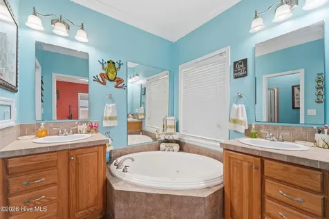 295 Mayberry Lane Richlands NC 28574