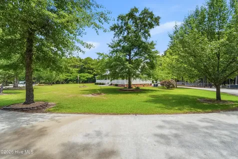 295 Mayberry Lane Richlands NC 28574