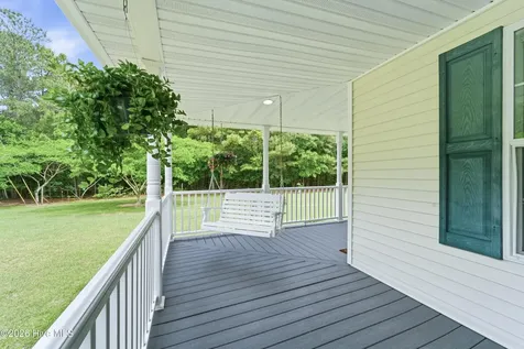 295 Mayberry Lane Richlands NC 28574