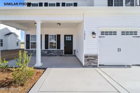 596 Appalachian Trail S Jacksonville NC 28546