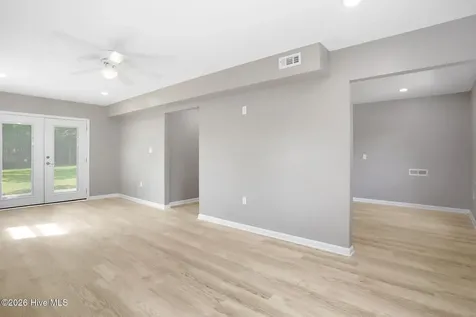 335 Sabra Drive Wilmington NC 28405
