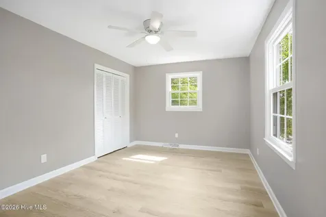 335 Sabra Drive Wilmington NC 28405