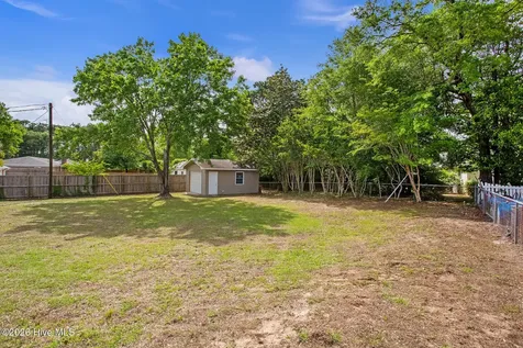 335 Sabra Drive Wilmington NC 28405