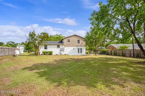 335 Sabra Drive Wilmington NC 28405