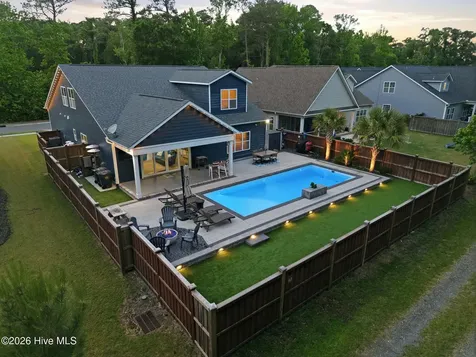 5613 Pinecone Place Wilmington NC 28409