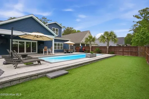 5613 Pinecone Place Wilmington NC 28409