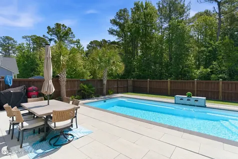 5613 Pinecone Place Wilmington NC 28409
