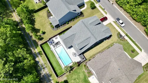5613 Pinecone Place Wilmington NC 28409