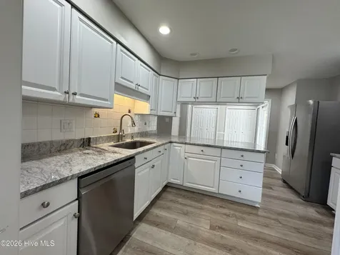 301 Pine Knoll Circle Pine Knoll Shores NC 28512