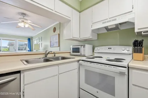 1904 E Fort Macon Road Atlantic Beach NC 28512