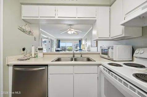 1904 E Fort Macon Road Atlantic Beach NC 28512