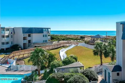 1904 E Fort Macon Road Atlantic Beach NC 28512