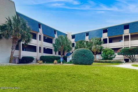 1904 E Fort Macon Road Atlantic Beach NC 28512