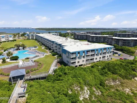 1904 E Fort Macon Road Atlantic Beach NC 28512