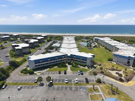 1904 E Fort Macon Road Atlantic Beach NC 28512