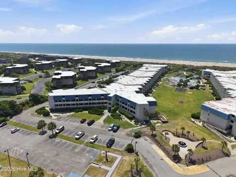 1904 E Fort Macon Road Atlantic Beach NC 28512