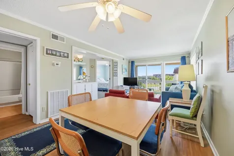 1904 E Fort Macon Road Atlantic Beach NC 28512
