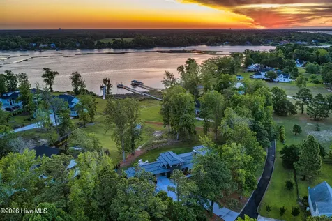 38 Reston Bluff Hampstead NC 28443