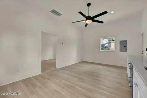 38 Reston Bluff Hampstead NC 28443