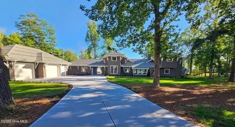 38 Reston Bluff Hampstead NC 28443