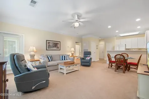 221 Woodlands Way Calabash NC 28467