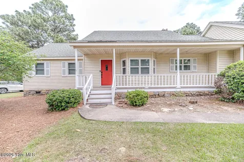 410 Edinboro Drive Southern Pines NC 28387