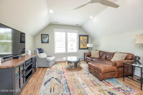 641 Bedminister Lane Wilmington NC 28405