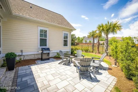 641 Bedminister Lane Wilmington NC 28405