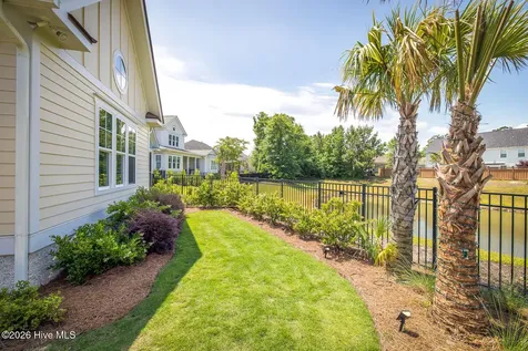 641 Bedminister Lane Wilmington NC 28405