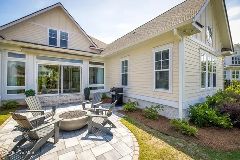 641 Bedminister Lane Wilmington NC 28405