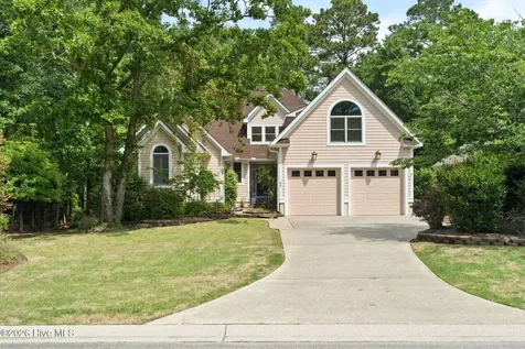 86 Plantation Passage Drive SE Bolivia NC 28422