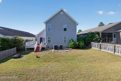111 High Tower Lane Aberdeen NC 28315