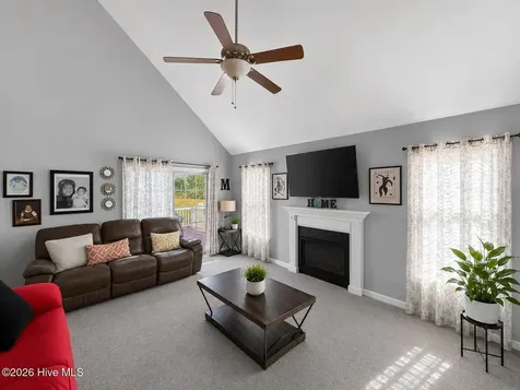 111 High Tower Lane Aberdeen NC 28315