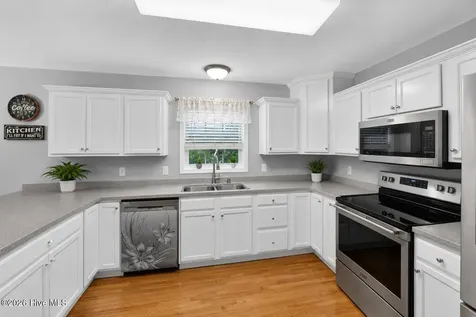 111 High Tower Lane Aberdeen NC 28315