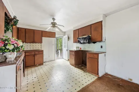 204 W John Thompson Road Colerain NC 27924