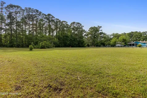 3115 Mill Creek Road Newport NC 28570