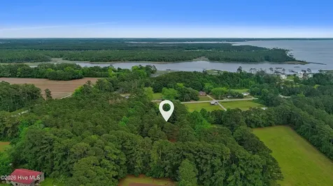 3115 Mill Creek Road Newport NC 28570