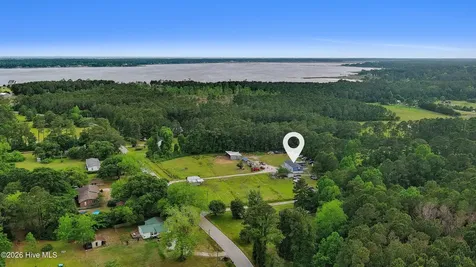 3115 Mill Creek Road Newport NC 28570