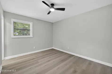 233 Brighton Road Wilmington NC 28409