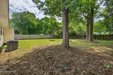 233 Brighton Road Wilmington NC 28409