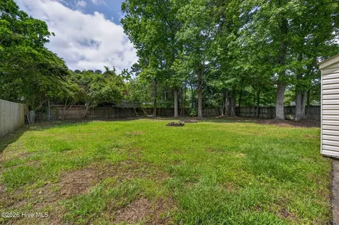 233 Brighton Road Wilmington NC 28409