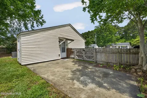 233 Brighton Road Wilmington NC 28409
