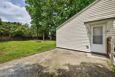 233 Brighton Road Wilmington NC 28409