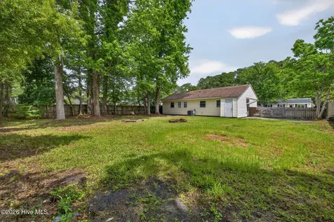 233 Brighton Road Wilmington NC 28409