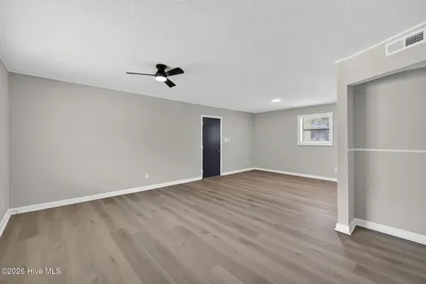 233 Brighton Road Wilmington NC 28409
