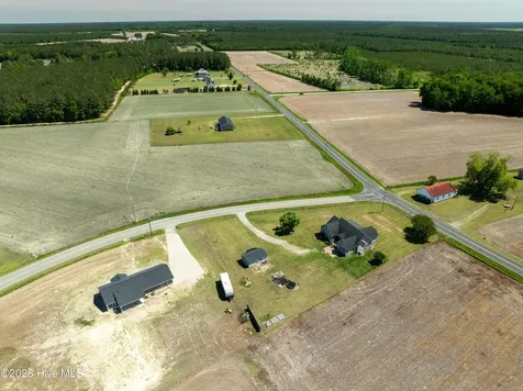 2081 Sweet Home Road Williamston NC 27892
