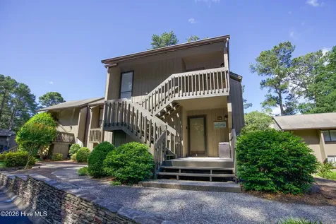 10 Pine Tree Road Pinehurst NC 28374