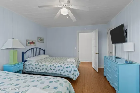 3225 E Beach Drive Oak Island NC 28465